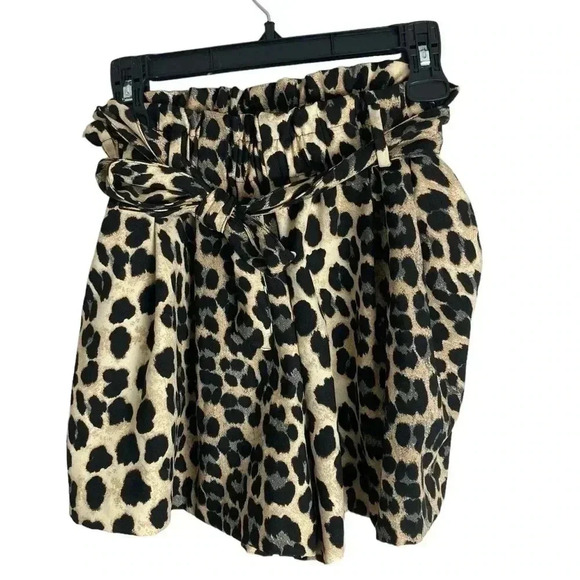 ZARA Multicolor ANIMAL PRINT‎ BERMUDA SHORTS Ruffled Size XS - Picture 1 of 7